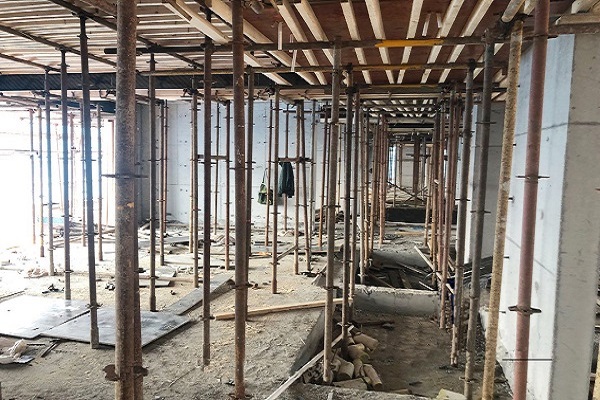 河北办理建筑资质企业是自己办理还是找代办？